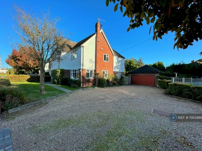 4 Bedroom Detached House To Rent In Wickham Road, Wickhambreaux, Canterbury, CT3
