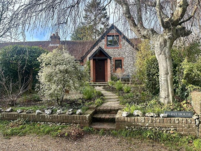 4 Bedroom Barn Conversion For Sale In Lordington Court, Lordington, Chichester, West Sussex, PO18