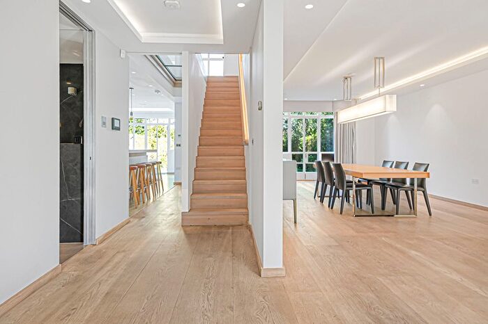 6 Bedroom Detached House To Rent In Linden Lea, East Finchley, N2