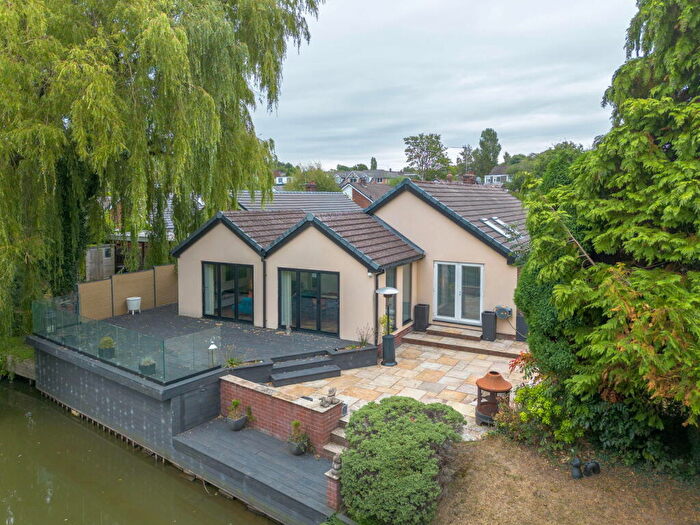 3 Bedroom Detached Bungalow For Sale In Bowfell Drive, High Lane, SK6