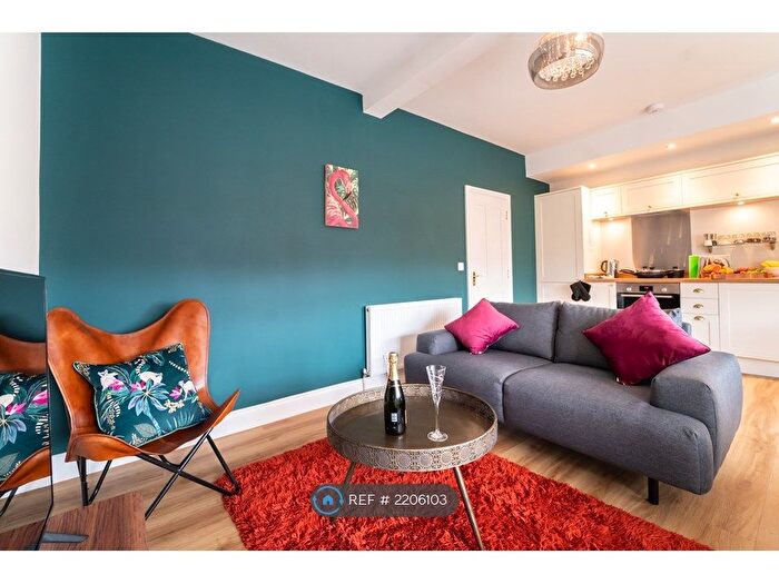 2 Bedroom Semi-Detached House To Rent In King Street, Great Yarmouth, NR30