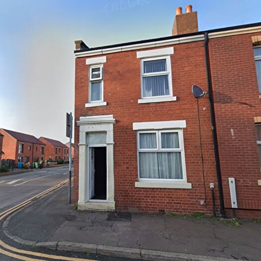 2 Bedroom End Terrace House To Rent In Townley Street, Manchester, Greater Manchester, M11