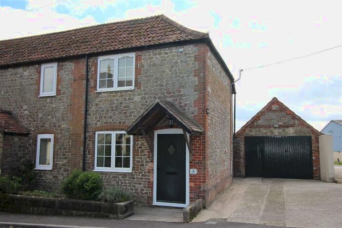 2 Bedroom Cottage To Rent In Green Farm Cottage, 98 High Street, Chapmanslade BA13