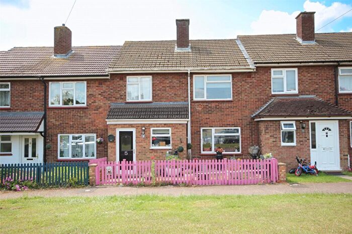 3 Bedroom Terraced House For Sale In Downside, Bedford, Bedfordshire, MK41