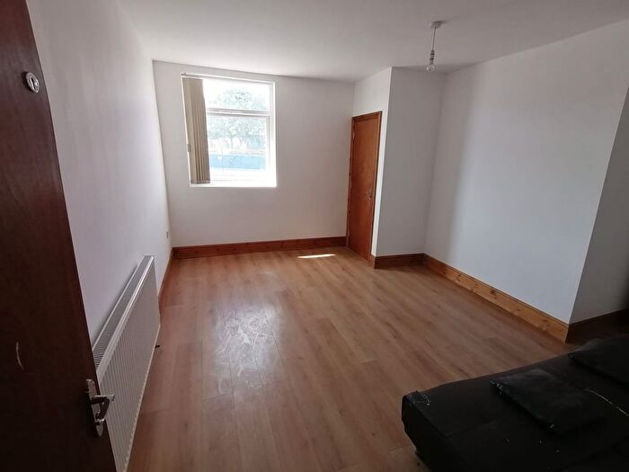 Studio To Rent In Birchfield Road, Birmingham, B19