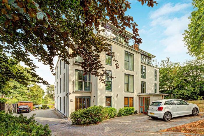 2 Bedroom Flat For Sale In Taymount Rise, Honor Oak, SE23