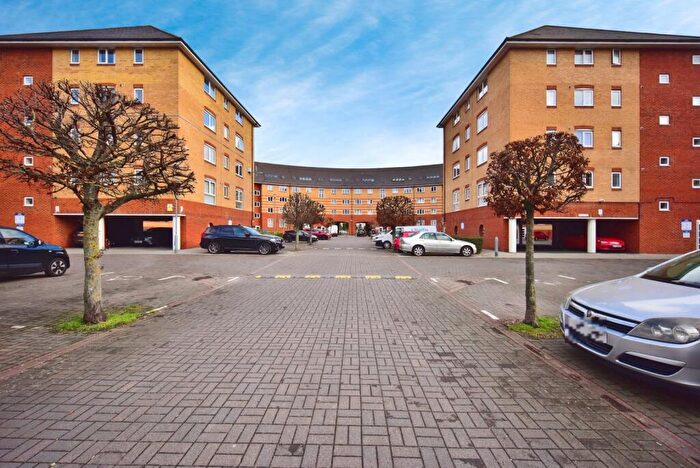 2 Bedroom Flat For Sale In St. Peters Street, Maidstone, Kent, ME16