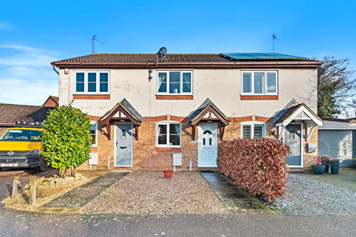 2 Bedroom Terraced House For Sale In St Vincents Avenue, Kettering, NN15