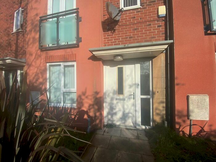 4 Bedroom Town House To Rent In Wavertree Road, Liverpool, L7
