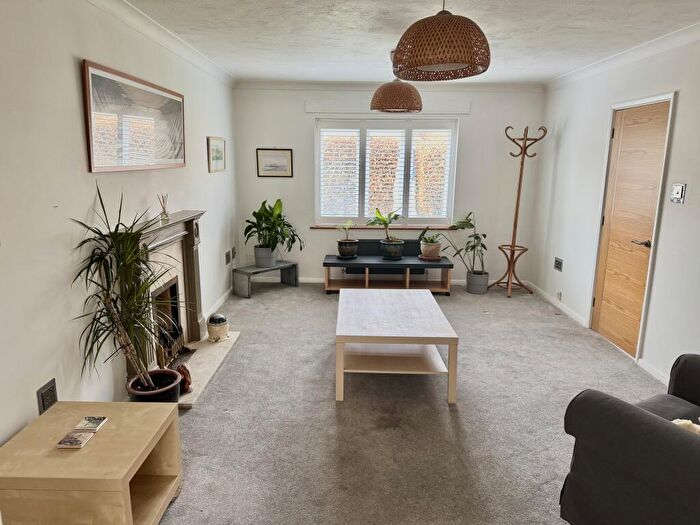 4 Bedroom Detached House For Sale In Chandlers Lane, Aldbourne, SN8