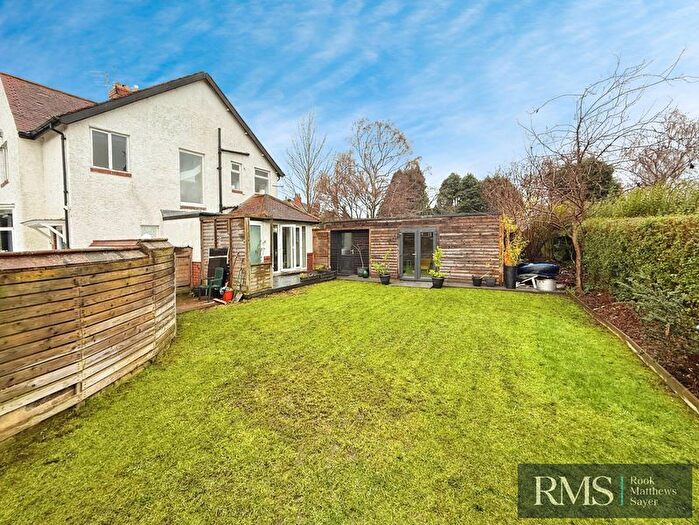 3 Bedroom Semi Detached House For Sale In Bridge Park, Newcastle Upon Tyne, NE3