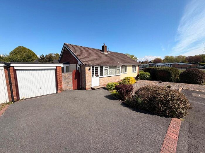 3 Bedroom Bungalow For Sale In Ashdale Avenue, Ladybridge, Bolton, BL3