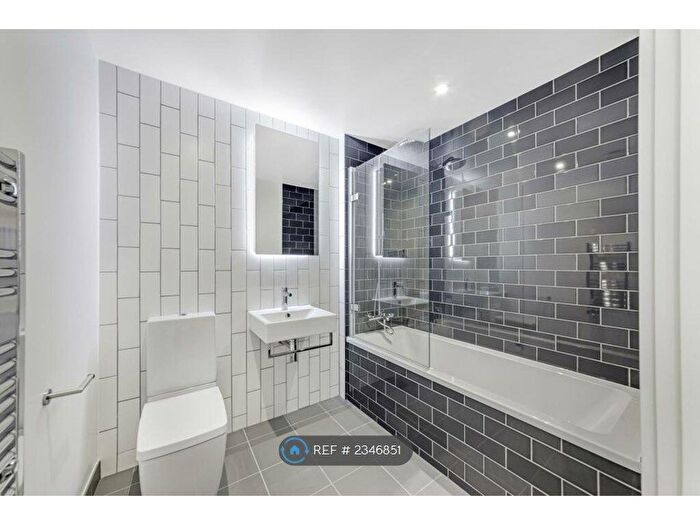 1 Bedroom Flat To Rent In Royal Wharf, London, E16