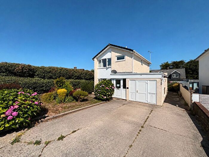 3 Bedroom Detached House For Sale In Bevelin Hall, Saundersfoot, Pembrokeshire, SA69