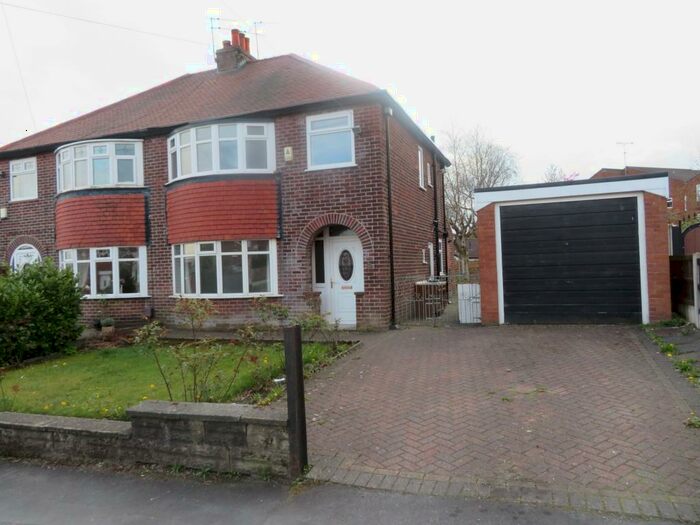 3 Bedroom Semi-Detached House To Rent In Birch Road, Wardle, OL12