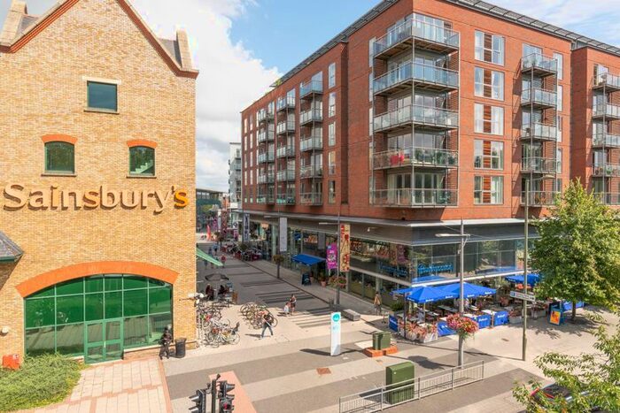 1 Bedroom Flat To Rent In The Heart, Walton-On-Thames, KT12