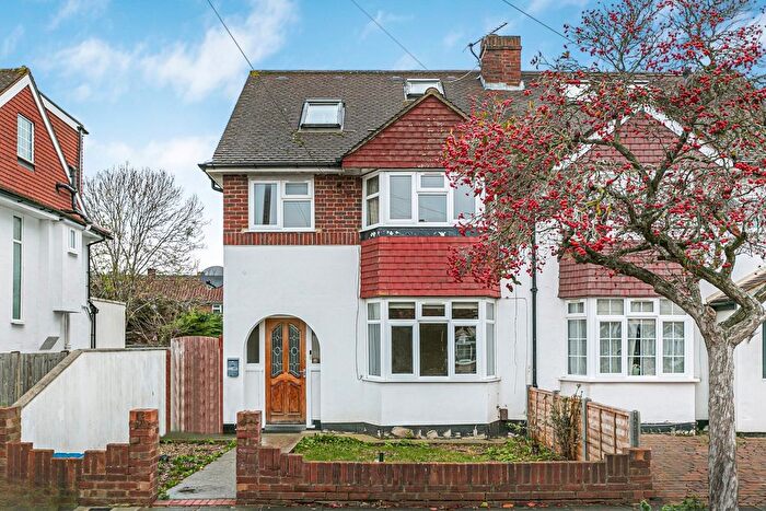5 Bedroom Semi Detached House For Sale In Beech Way, Twickenham, TW2