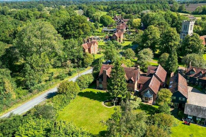 5 Bedroom Detached House For Sale In Church End, Milton Bryan, Milton Keynes, MK17