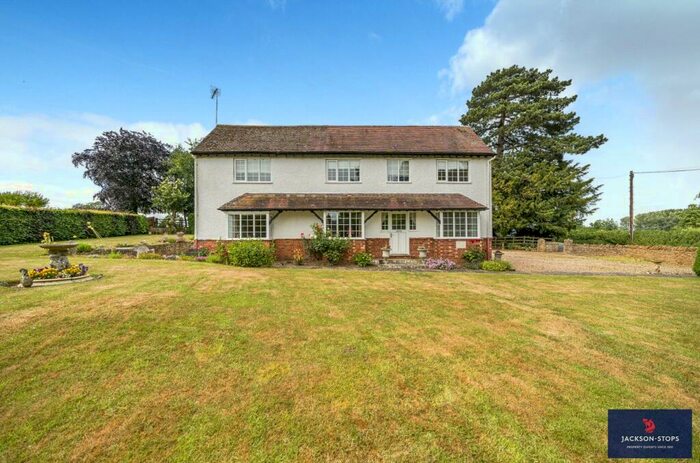 4 Bedroom Detached House For Sale In Little Brington, Northamptonshire, NN7