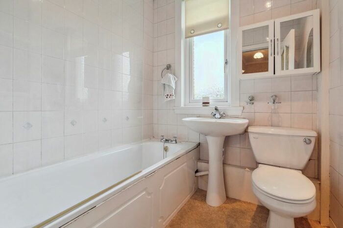 2 Bedroom Flat For Sale In Alness Crescent, Mosspark, G52