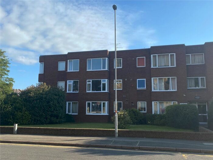 3 Bedroom Flat To Rent In St. Matthews Parade, Northampton, NN2