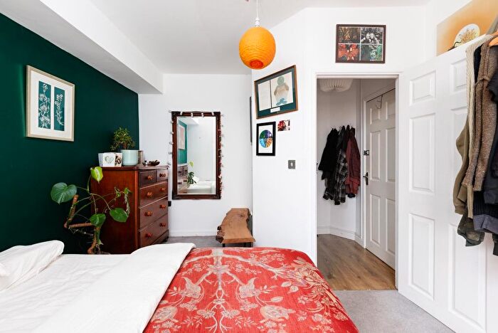1 Bedroom Flat For Sale In Vicarage Road, Redfield, BS5