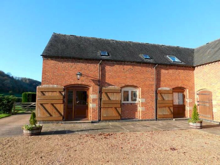 2 Bedroom Unique Property To Rent In Marchington Woodlands, ST14