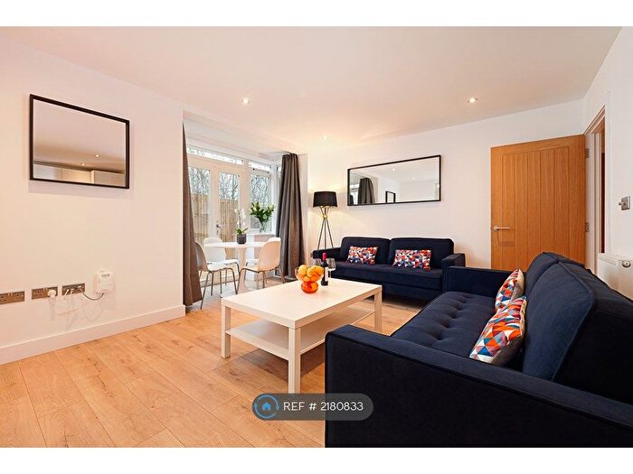 2 Bedroom Flat To Rent In Pilgrims Way, Canterbury, CT1