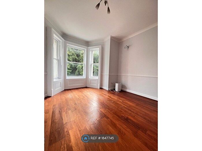 1 Bedroom Flat To Rent In Highfield Hill, London, SE19