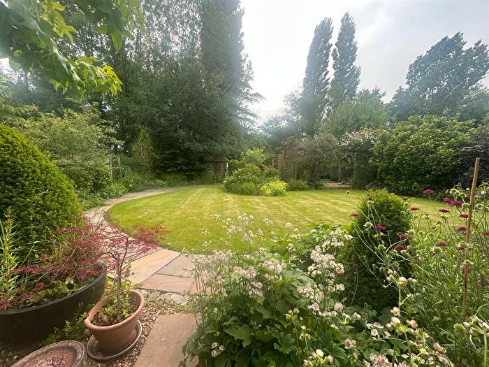 3 Bedroom Cottage For Sale In Martins Moss, Smallwood, Sandbach, CW11