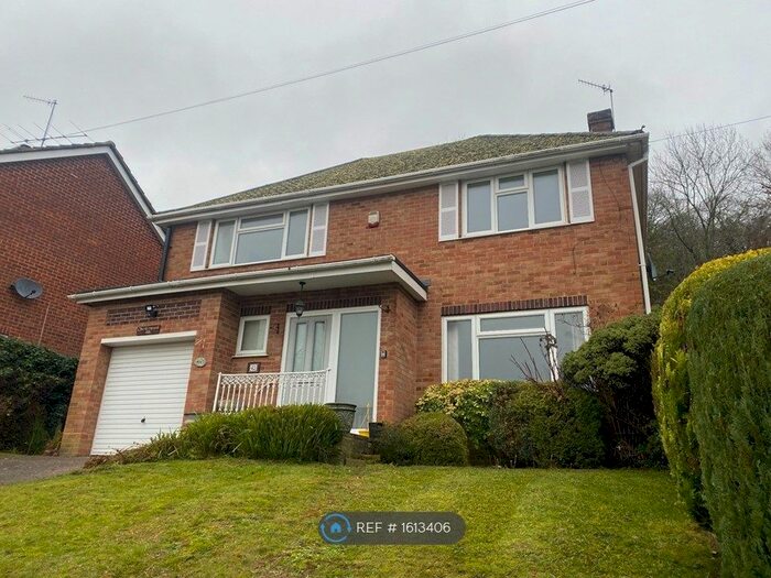 4 Bedroom Detached House To Rent In Friars Gardens, Hughenden Valley, High Wycombe, HP14