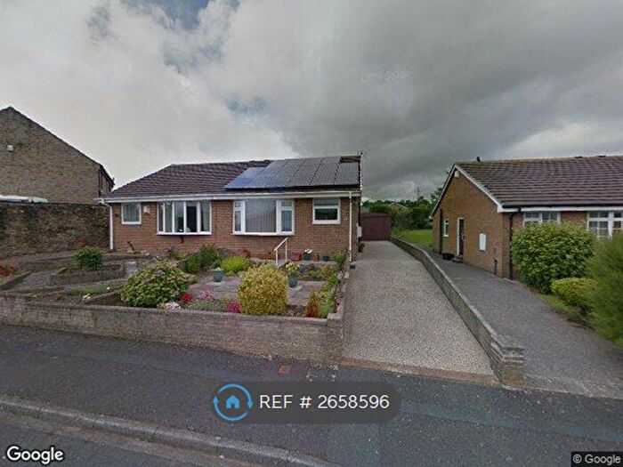 2 Bedroom Bungalow To Rent In Belgrave Crescent, Halifax, HX3