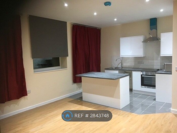2 Bedroom Flat To Rent In Green Lane, Derby, DE1