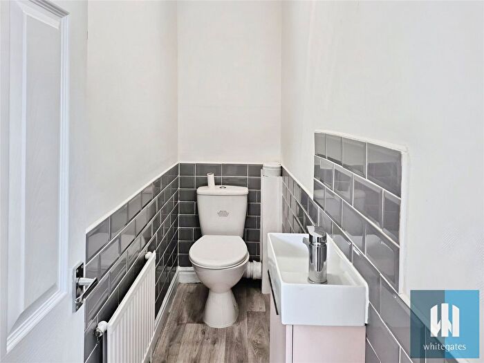 2 Bedroom End Of Terrace House For Sale In Harrow Street, South Elmsall, Pontefract, West Yorkshire, WF9