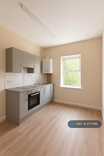 3 Bedroom Terraced House To Rent In St. Teilo Street, Pontarddulais, Swansea, SA4