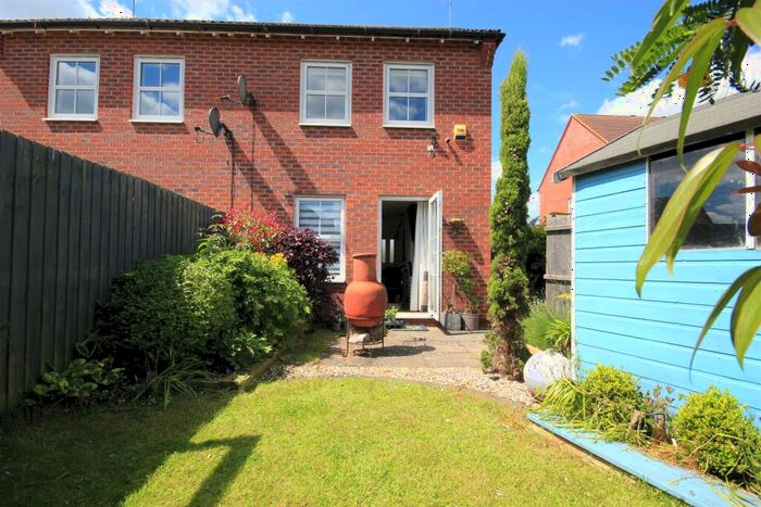 2 Bedroom Semi-Detached House For Sale In Spencer Road, Wellingborough, NN8