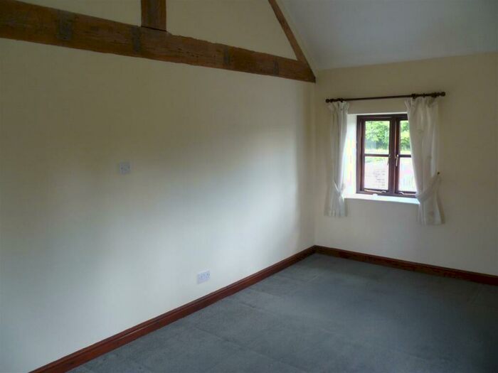 2 Bedroom Cottage To Rent In Fox Covert, Ashby Road, Tamworth, Staffordshire, B79