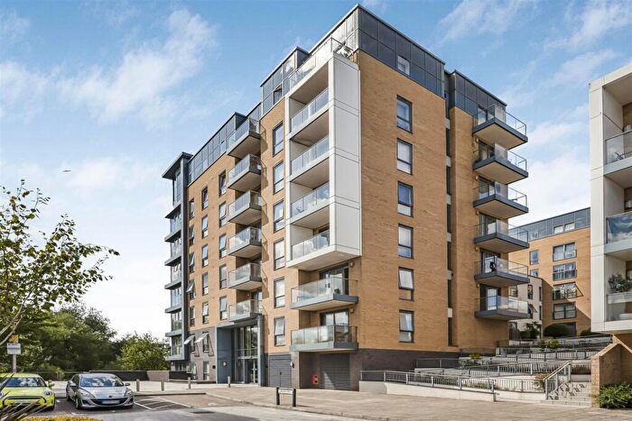 1 Bedroom Apartment For Sale In Drake Way, Reading, RG2