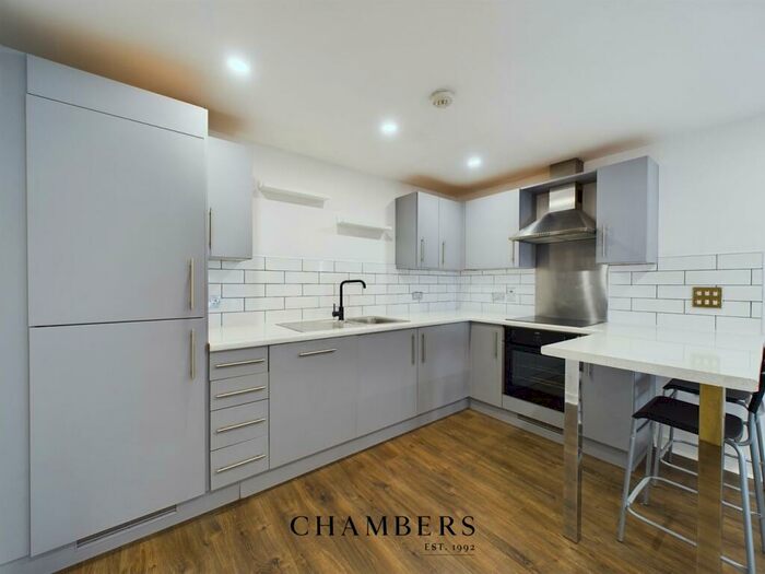 2 Bedroom Apartment To Rent In Overstone Court, Cardiff, CF10