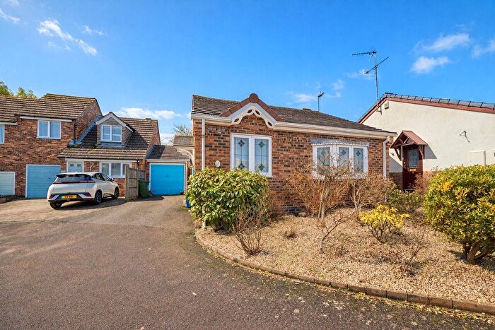 2 Bedroom Semi Detached Bungalow For Sale In Dovecote Close, Sapcote, Leicester, LE9