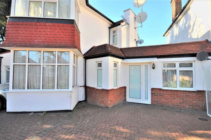 1 Bedroom Flat To Rent In Elliot Road, London NW4