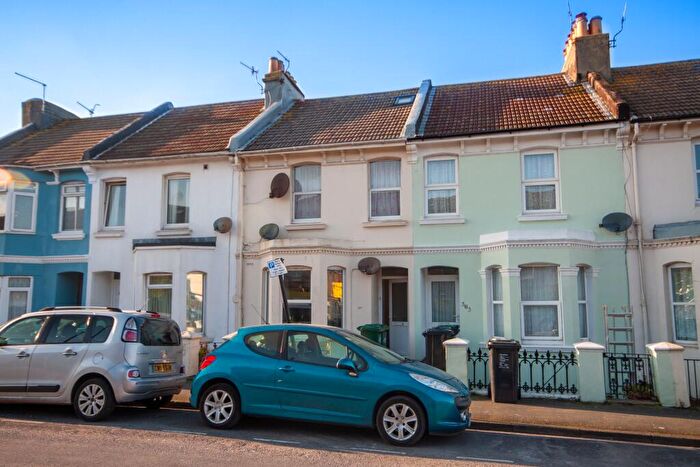 2 Bedroom Maisonette To Rent In Queens Park Road, Brighton, BN2