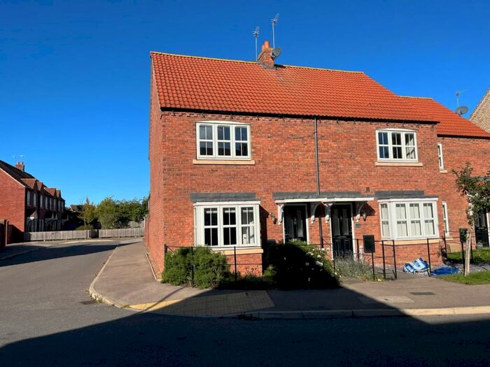 3 Bedroom Semi-Detached House To Rent In Bob Rainsforth Way, Gainsborough, DN21