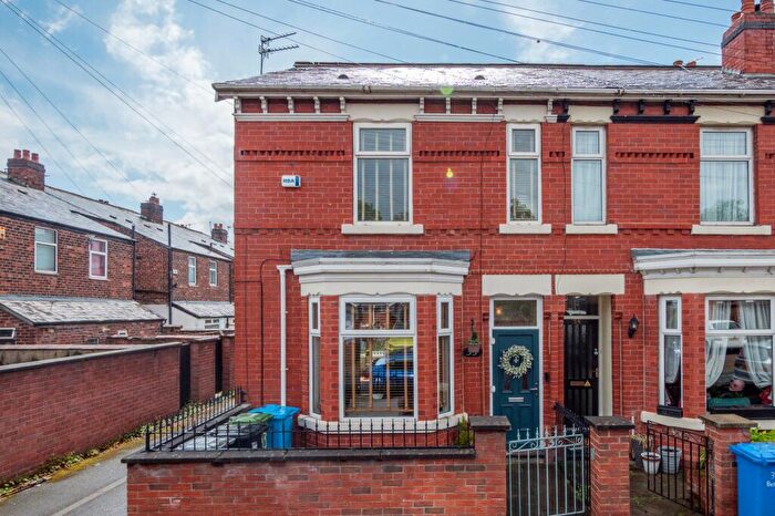 3 Bedroom Terraced House For Sale In Beresford Road, Stretford, M32