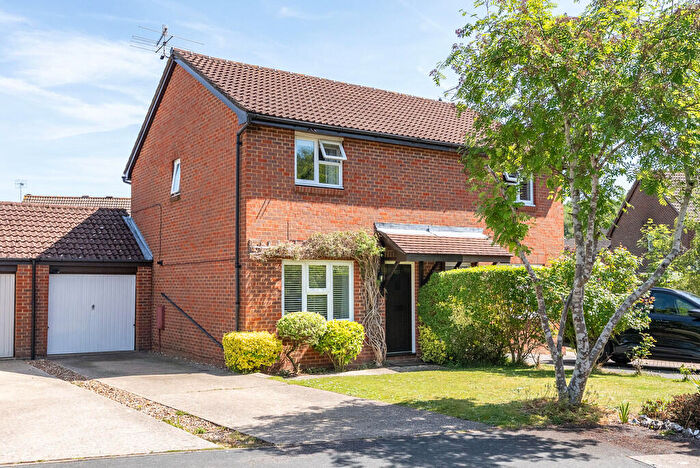 3 Bedroom Semi-Detached House For Sale In Leith View, North Holmwood, Dorking, RH5