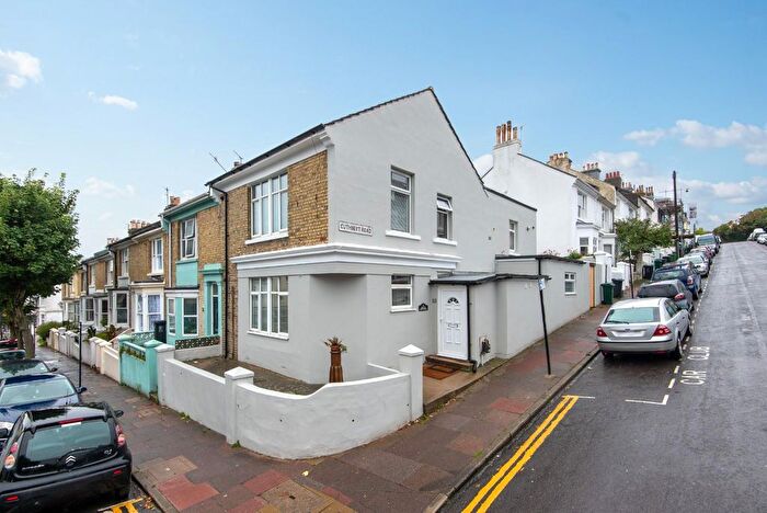 7 Bedroom End Of Terrace House To Rent In Sutherland Road, Brighton, BN2