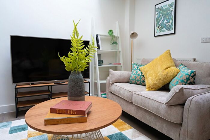 3 Bedroom Semi-Detached House To Rent In Ruskin Avenue, Manchester, M14