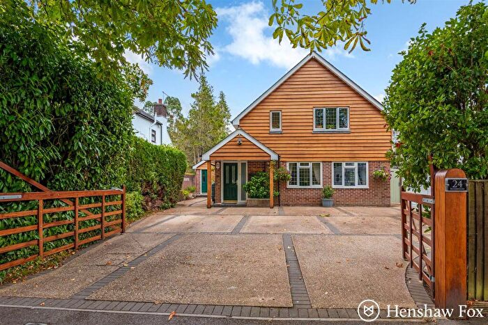 5 Bedroom Detached House For Sale In Peterscroft Avenue, Ashurst, Hampshire, SO40