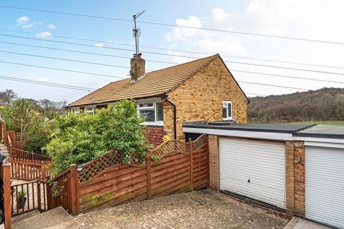 3 Bedroom Semi Detached House For Sale In High Wycombe, Buckinghamshire, HP12