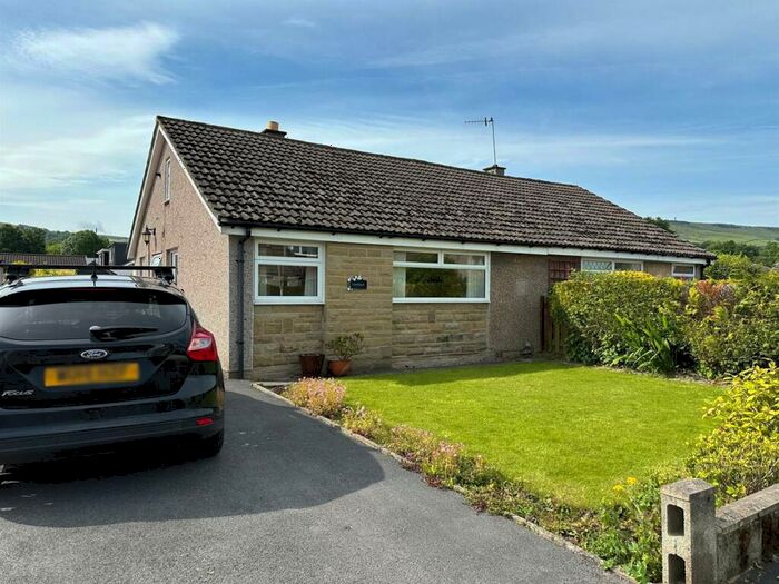 2 Bedroom Bungalow To Rent In Manse Way, Sutton-In-Craven, BD20